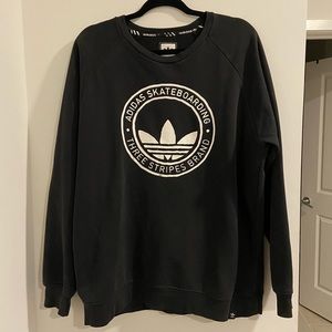 Black adidas crew neck sweatshirt